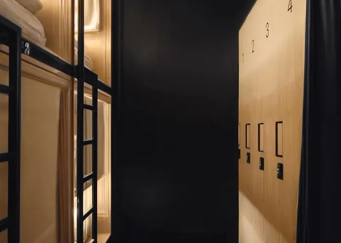 Westay CapsuleHostel